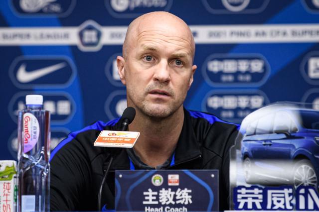 皇冠体育-小克解释为何让金特罗替补 称跌倒后爬起才最美